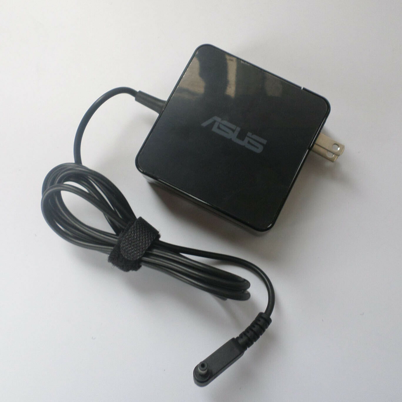 Asus UX303LN-R4094H ZenBook AC Adapter Power Supply Cord Cable Charger Genuine Original
